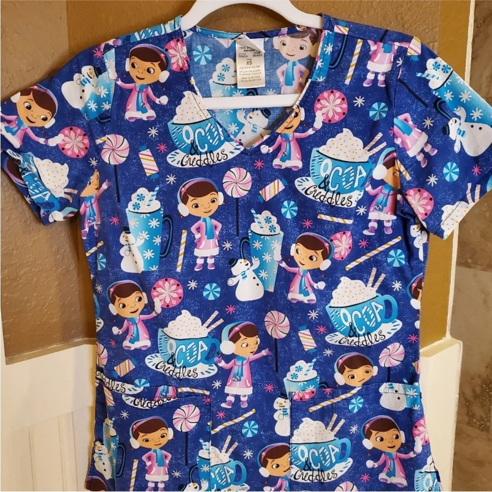 BUNDLE OF 5 Scrub Tops - Picture 5 of 5